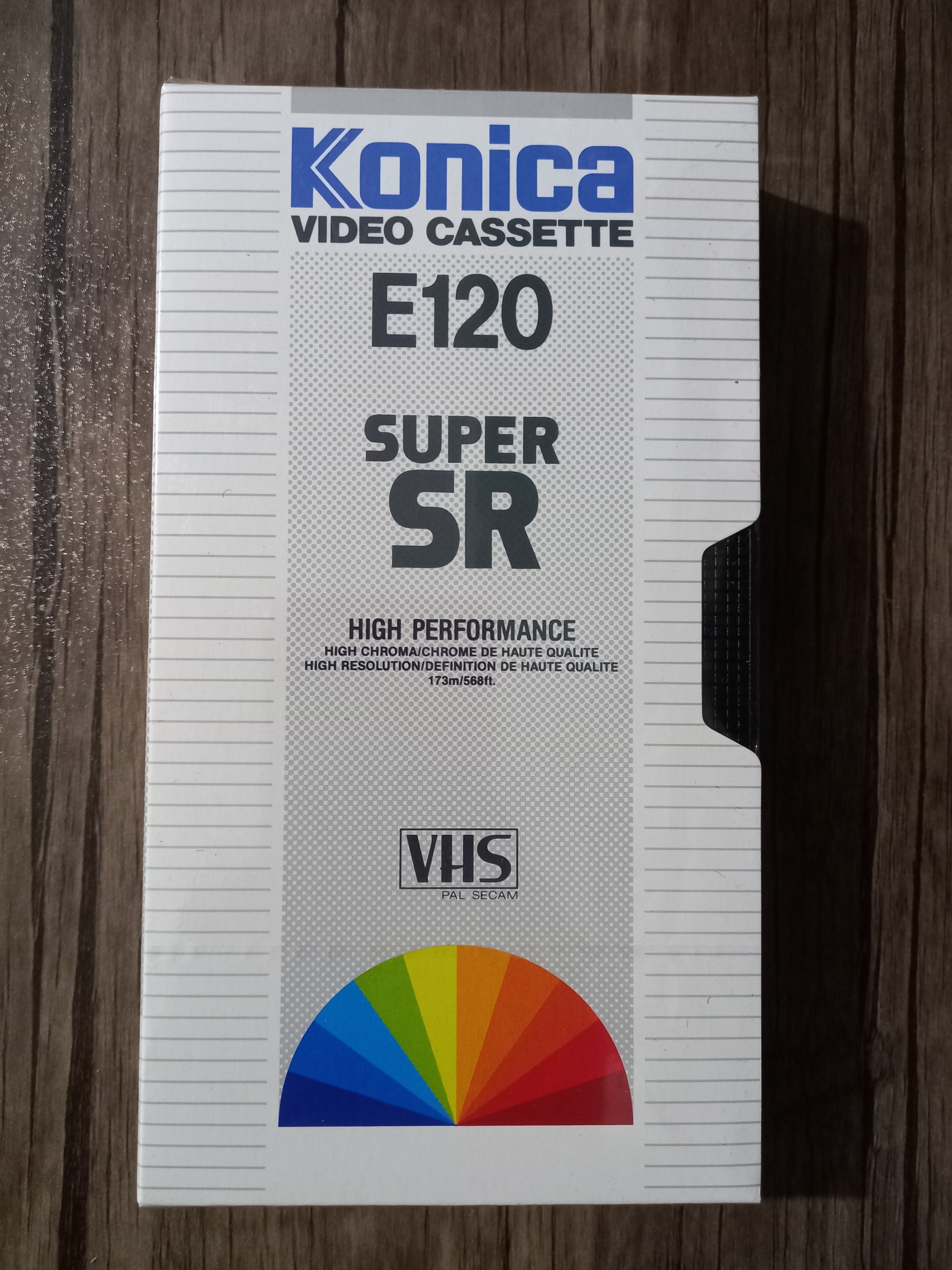 فیلم ویدئو وی اچ اس خام