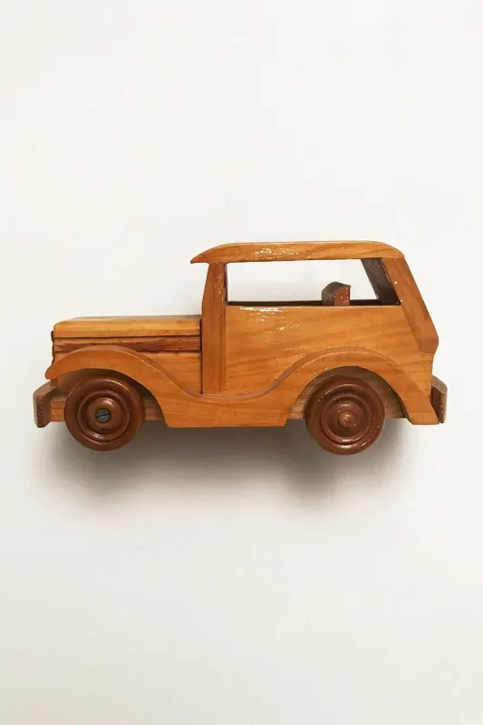 ماکت خودرو چوبی قارقارک -کلکسیونی-دهه 70 شمسی