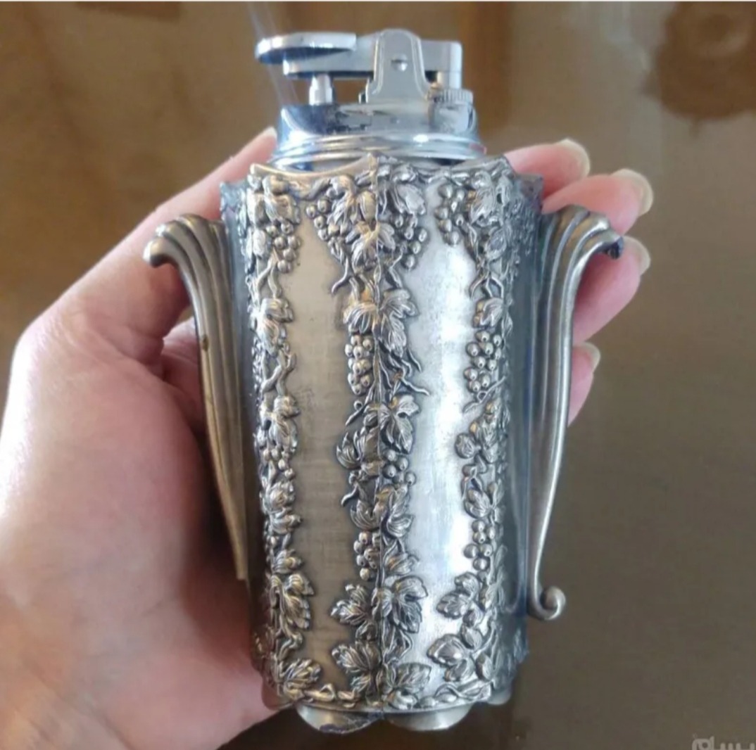 فندک رومیزی نیاز به گازو سنگ