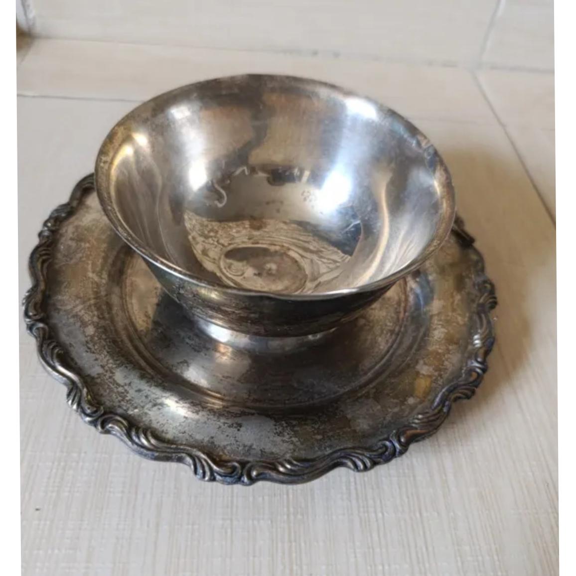آجیل خوری نوربلین