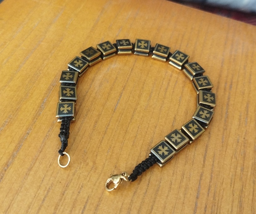 دستبند سنگ حدید