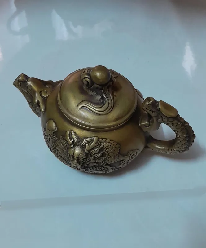 قوری برنجی جذاب و خاص جنس سنگین