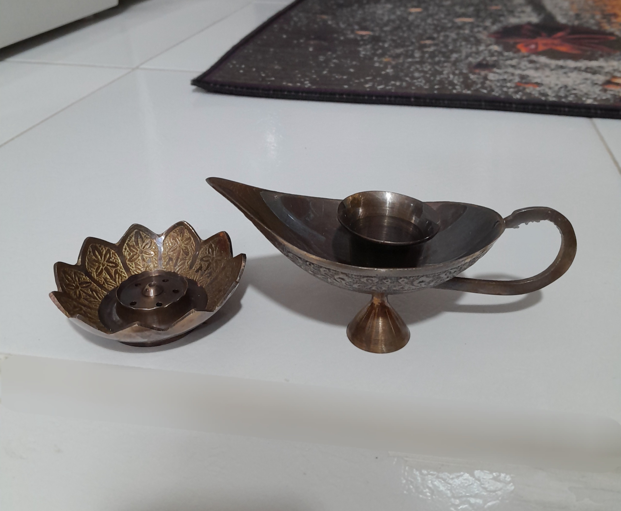 جاشمعی و جاعودی برنجی منقوش ضخیم