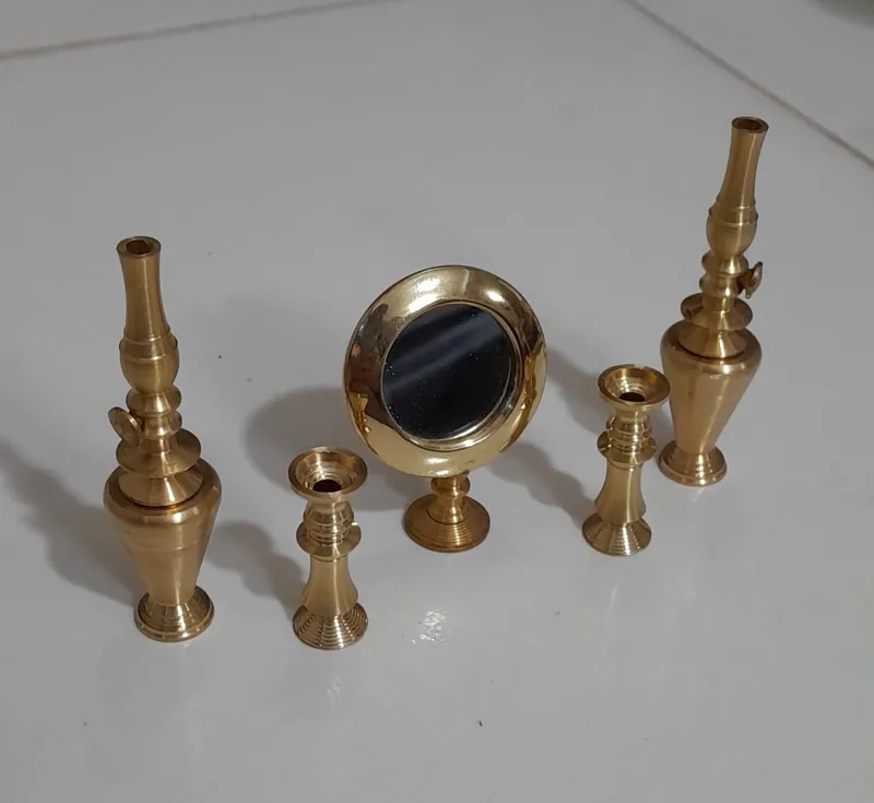 تزئینی برنجی کوچک شمعدان آینه گردسوز