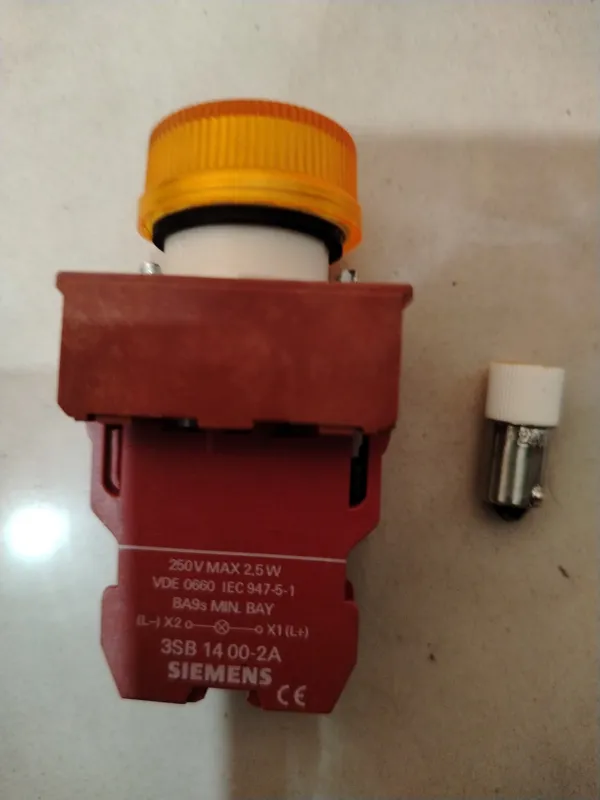 لامپ سیگنال صنعتی زیمنس