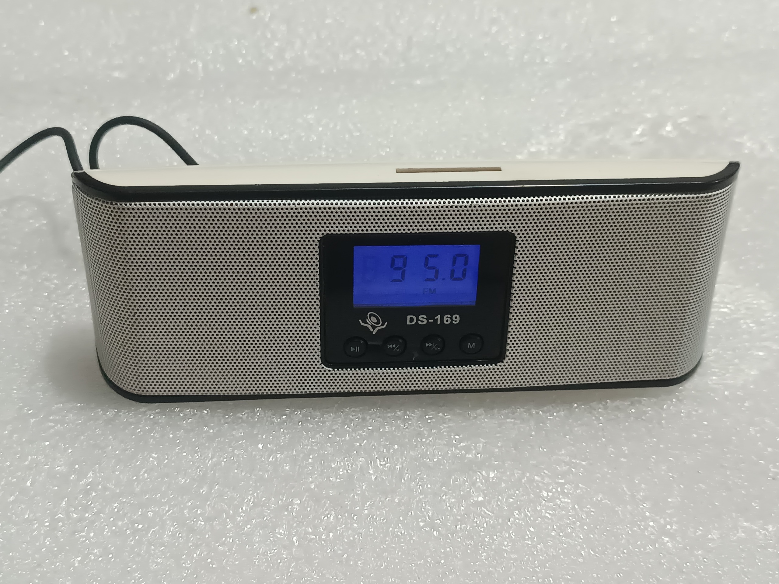 اسپیکر فلشخور رادیو دار