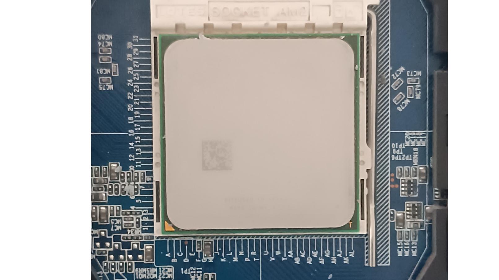 cpu سه هسته amd