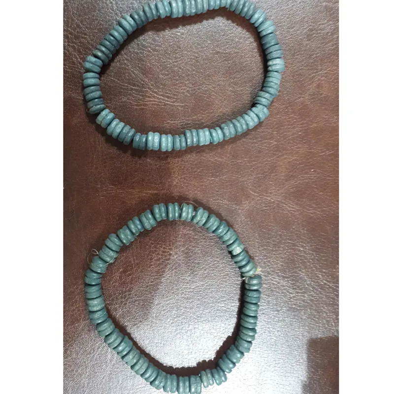 دستبند چوبی رنگی