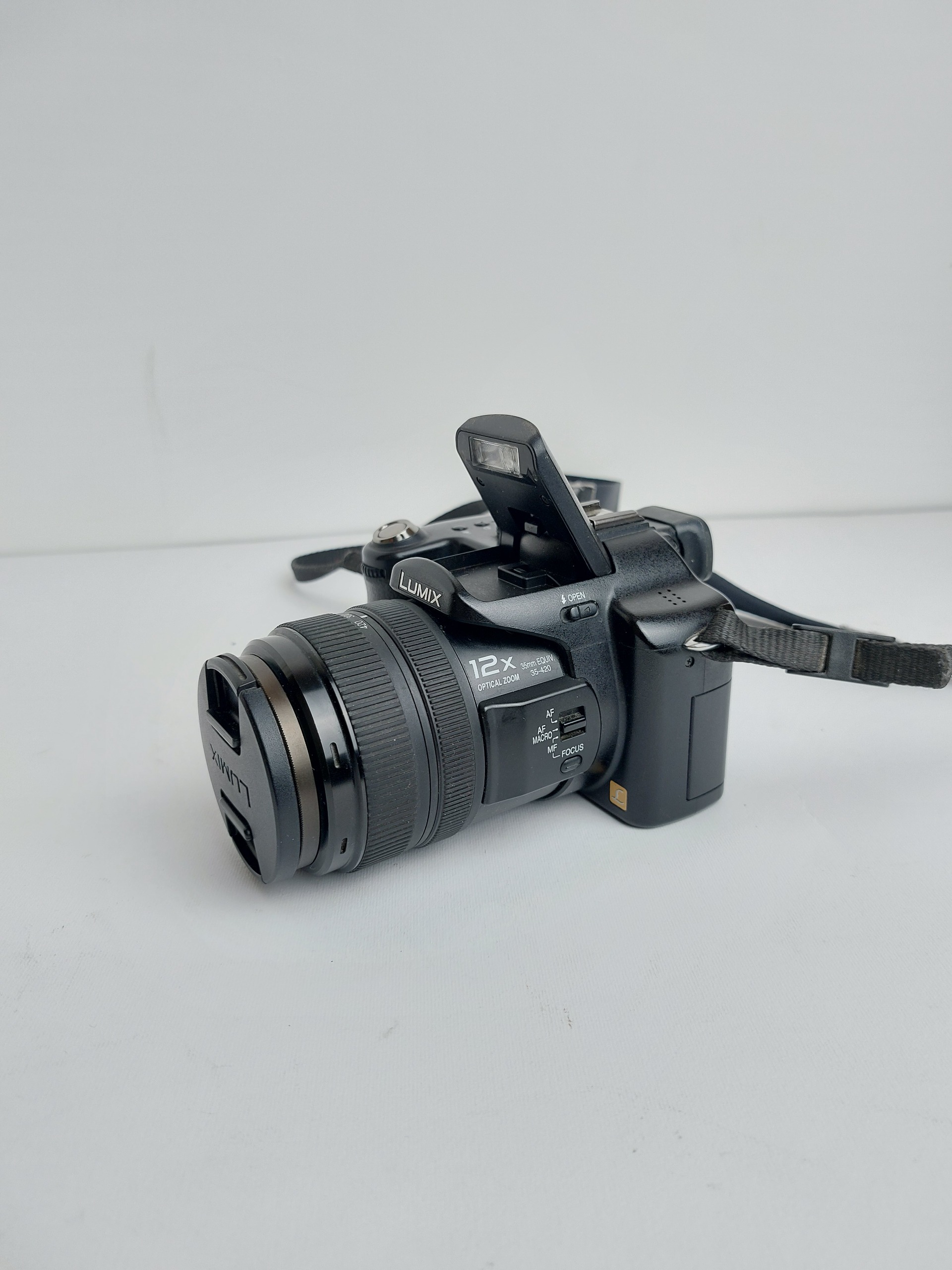 دوربین عکاسی پاناسونیک مدل لومیکس DMC_FZ50