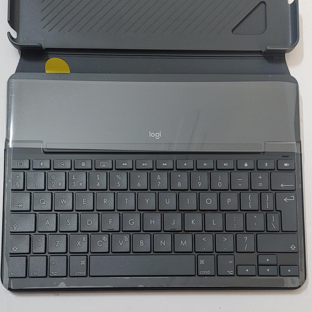 کیبورد تبلت لاجیتک Slim Folio مناسب تبلت iPad 5 6
