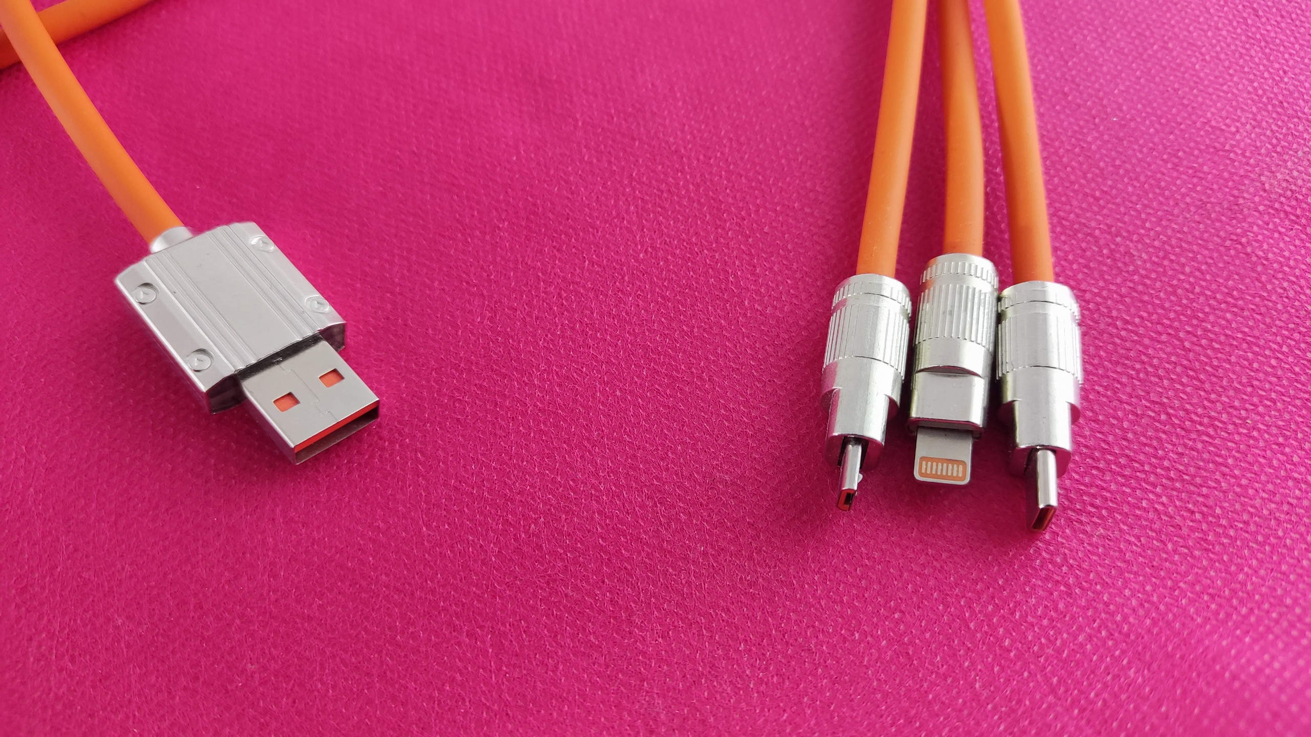 کابل شارژ وارداتی (تعداد موجود)