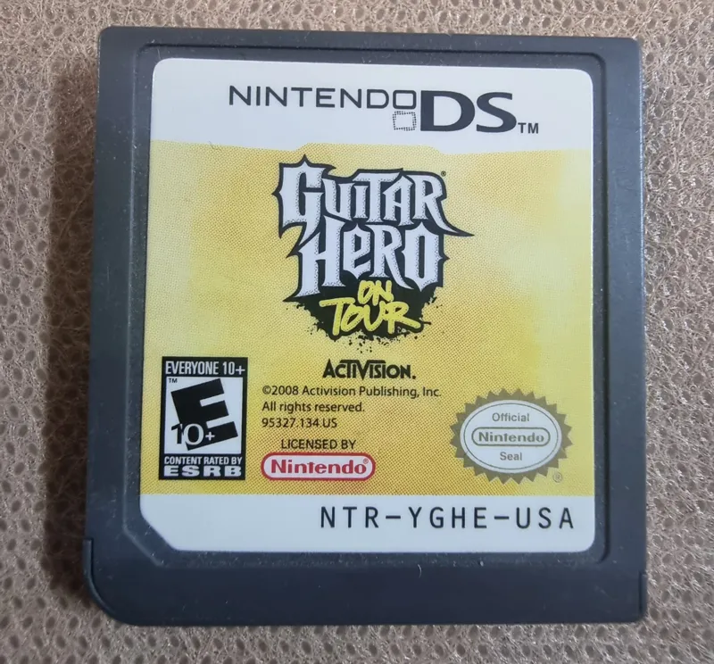 GUITAR HERO بدون قاب و دفترچه