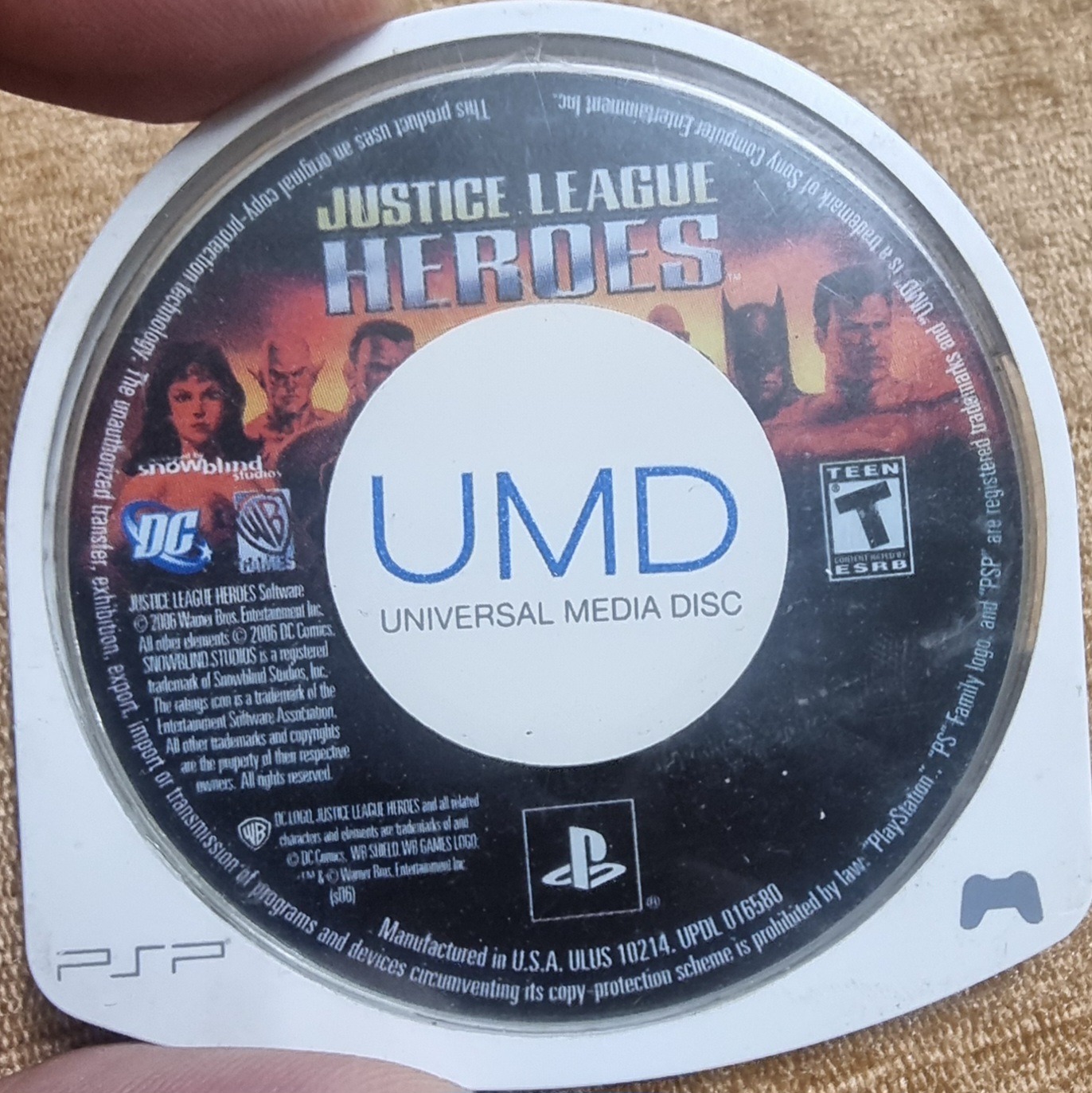 JUSTICE LEAUGE HEROS PSP