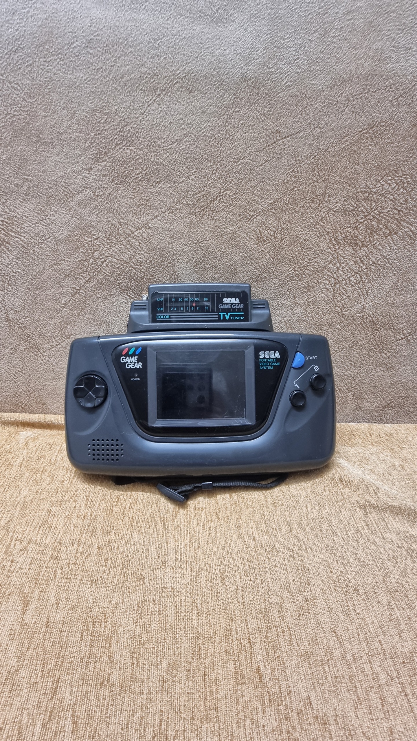 SEGA GAMEGEAR با افزونه تیونر تلویزیون