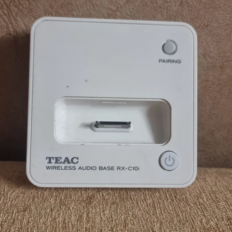 داک آیفون 4 و آیپاد TEAC
