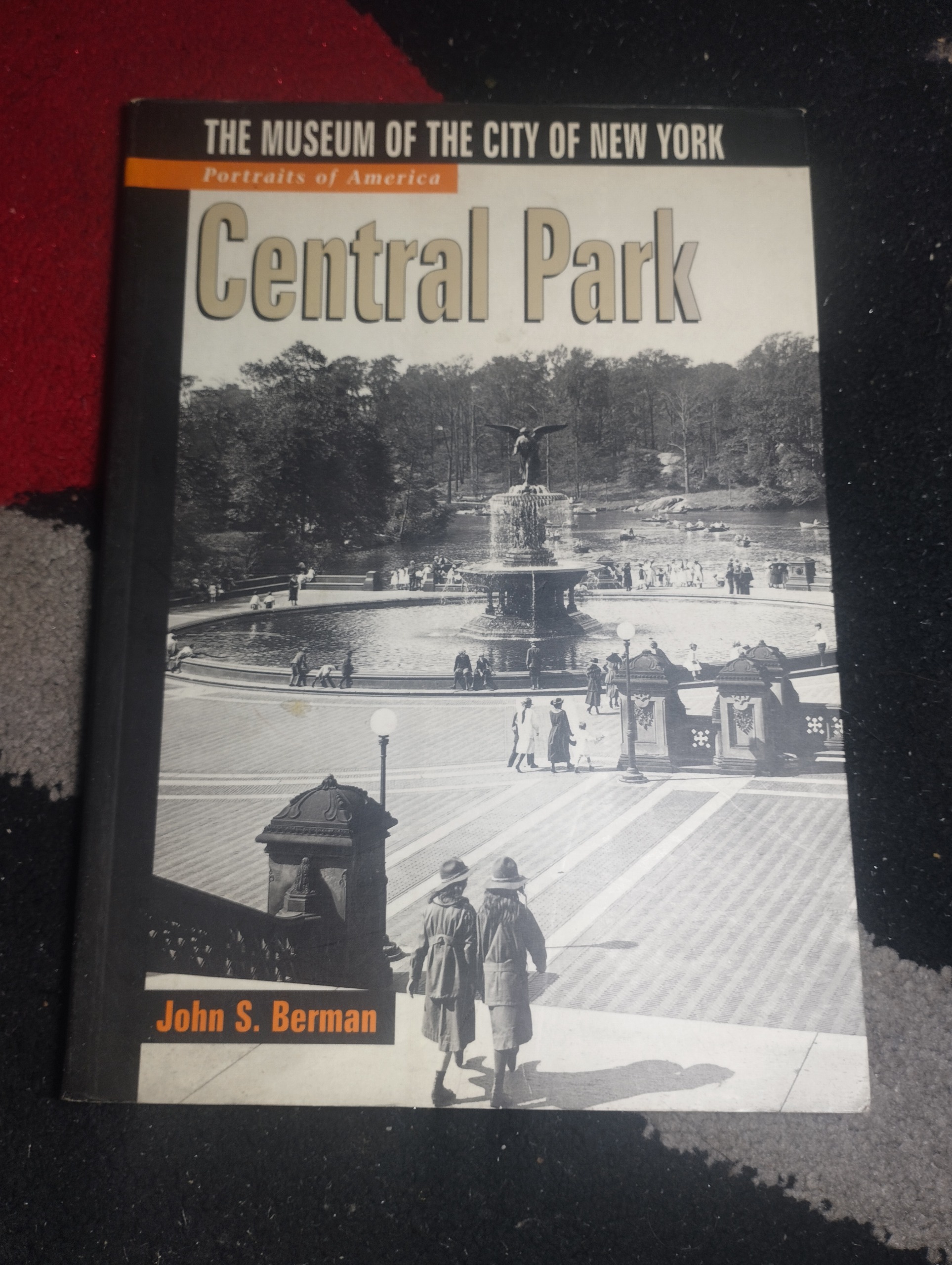 کتاب انگلیسی central park
