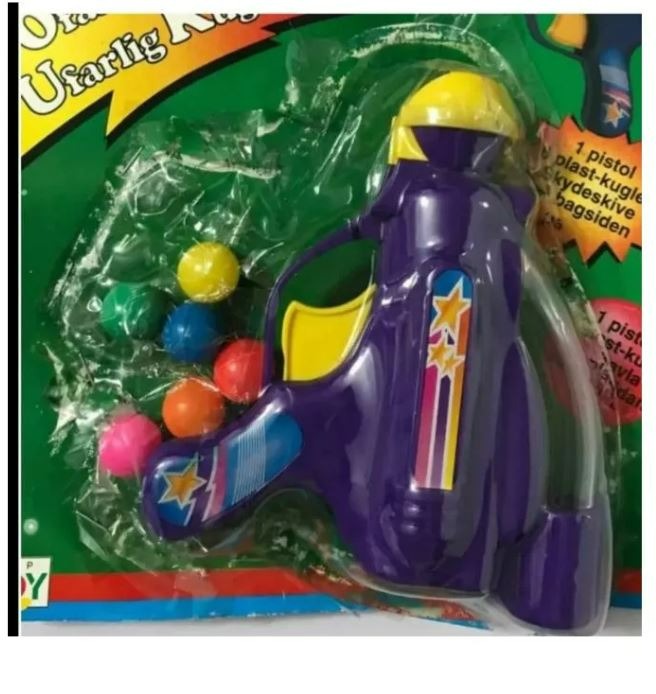 تفنگ اسباب بازی با 6 گلوله پلاستیکی