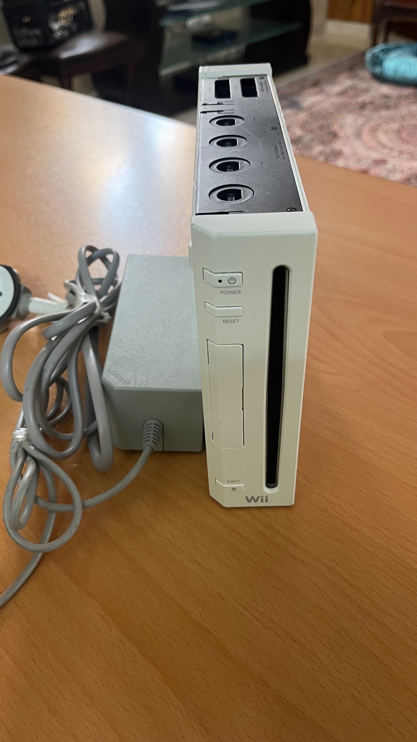 Wii همراه اداپتور