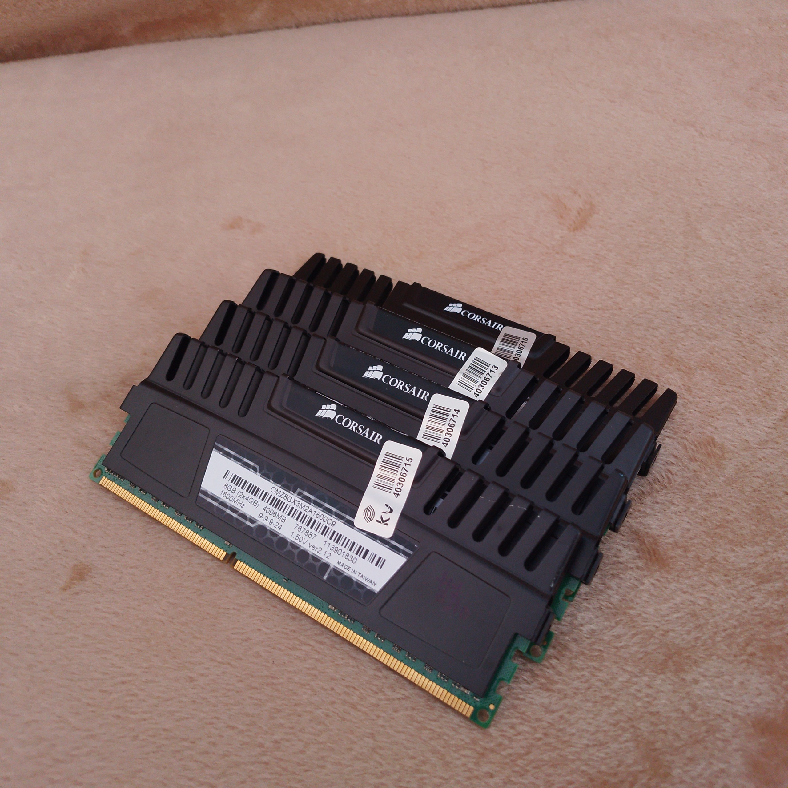رم corsair-vengeance 1600