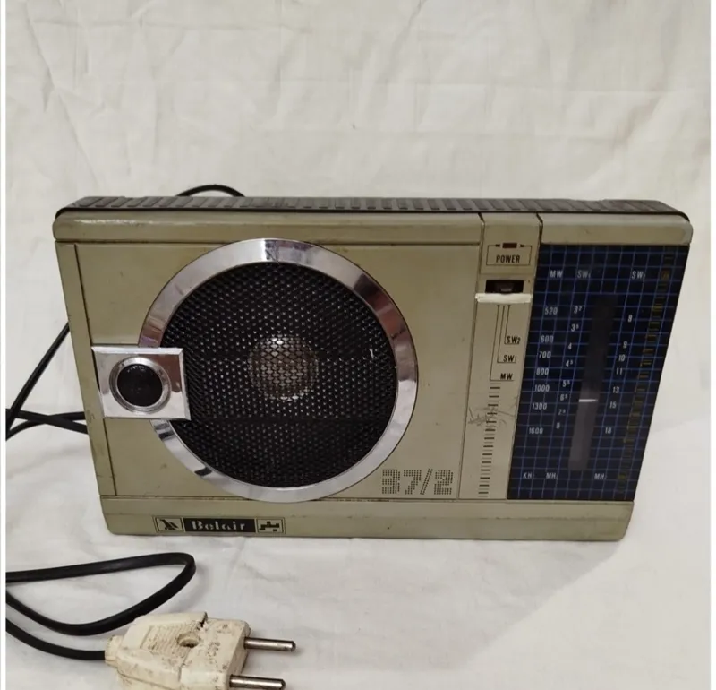 رادیو قدیمی بلر