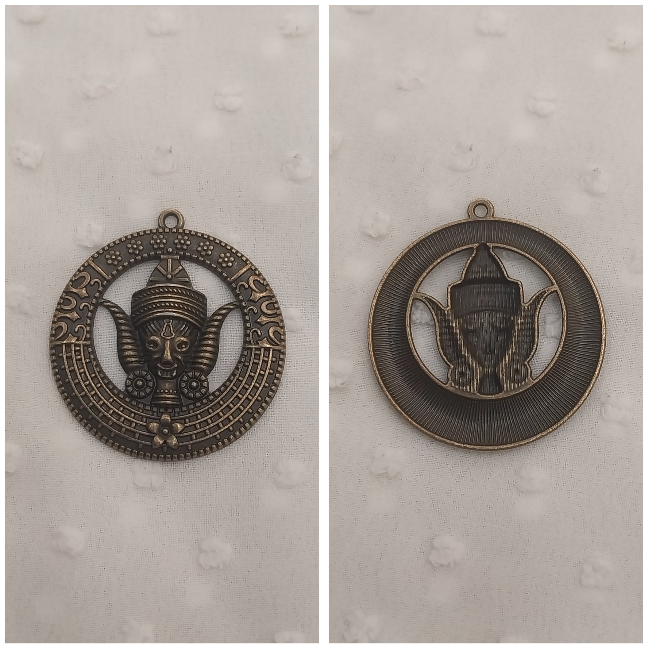 اویز پلاک زیبا و خاص