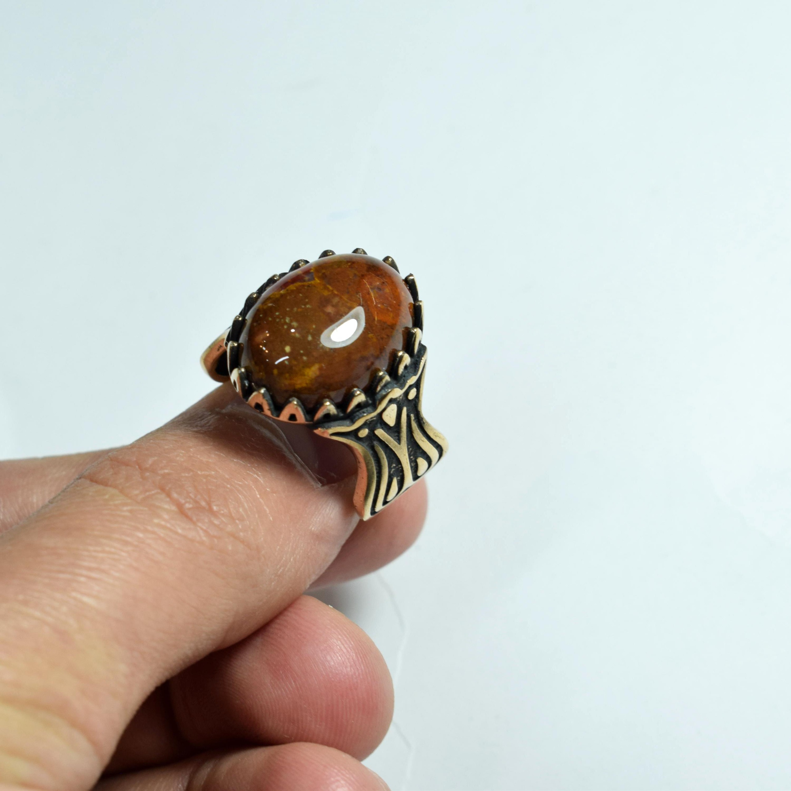 انگشتر جاسپر قهوه ای معدنی طلاروس