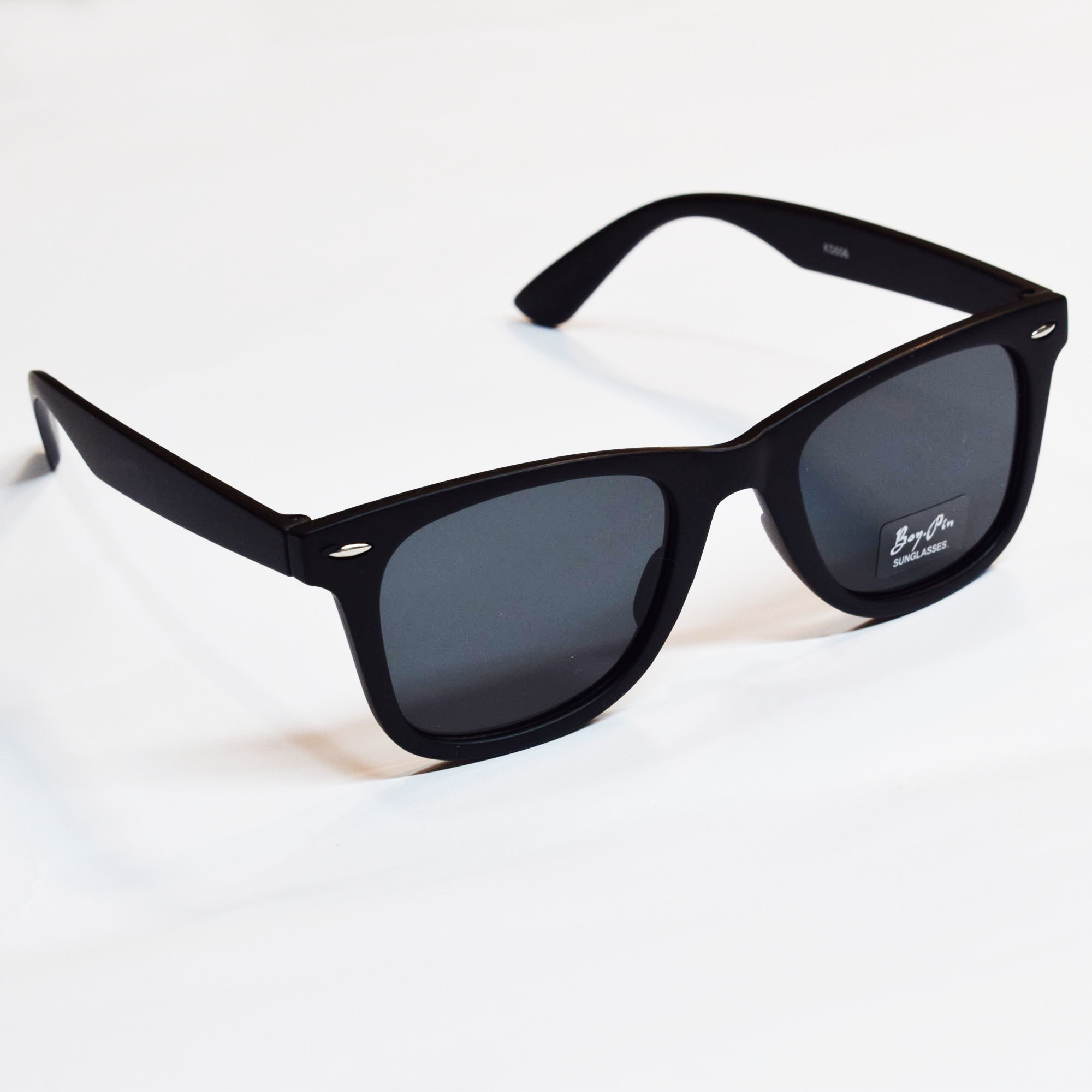 حراج شب یلدا عینک آفتابی BoyPin