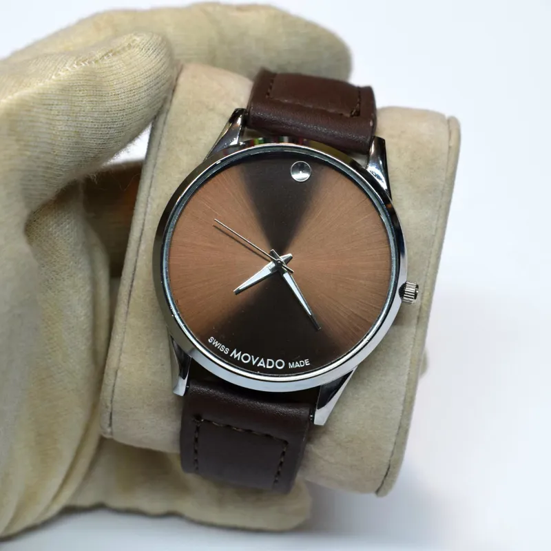 ساعت Movado کلاسیک جذاب