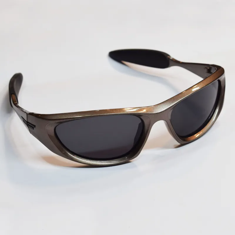 عینک آفتابی Oakley ورزشی فشن نسکافه ای