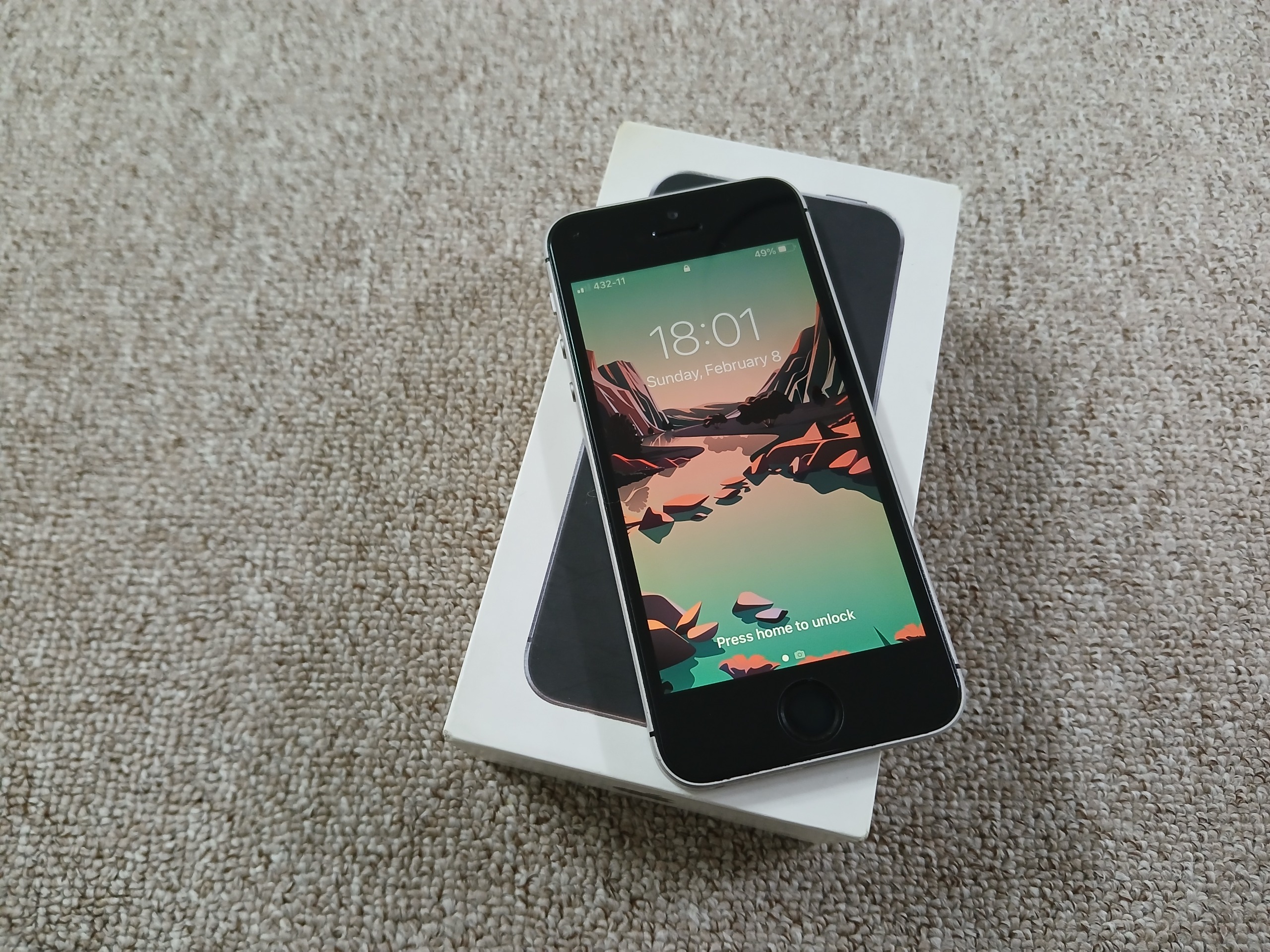 iPhone SE 2016