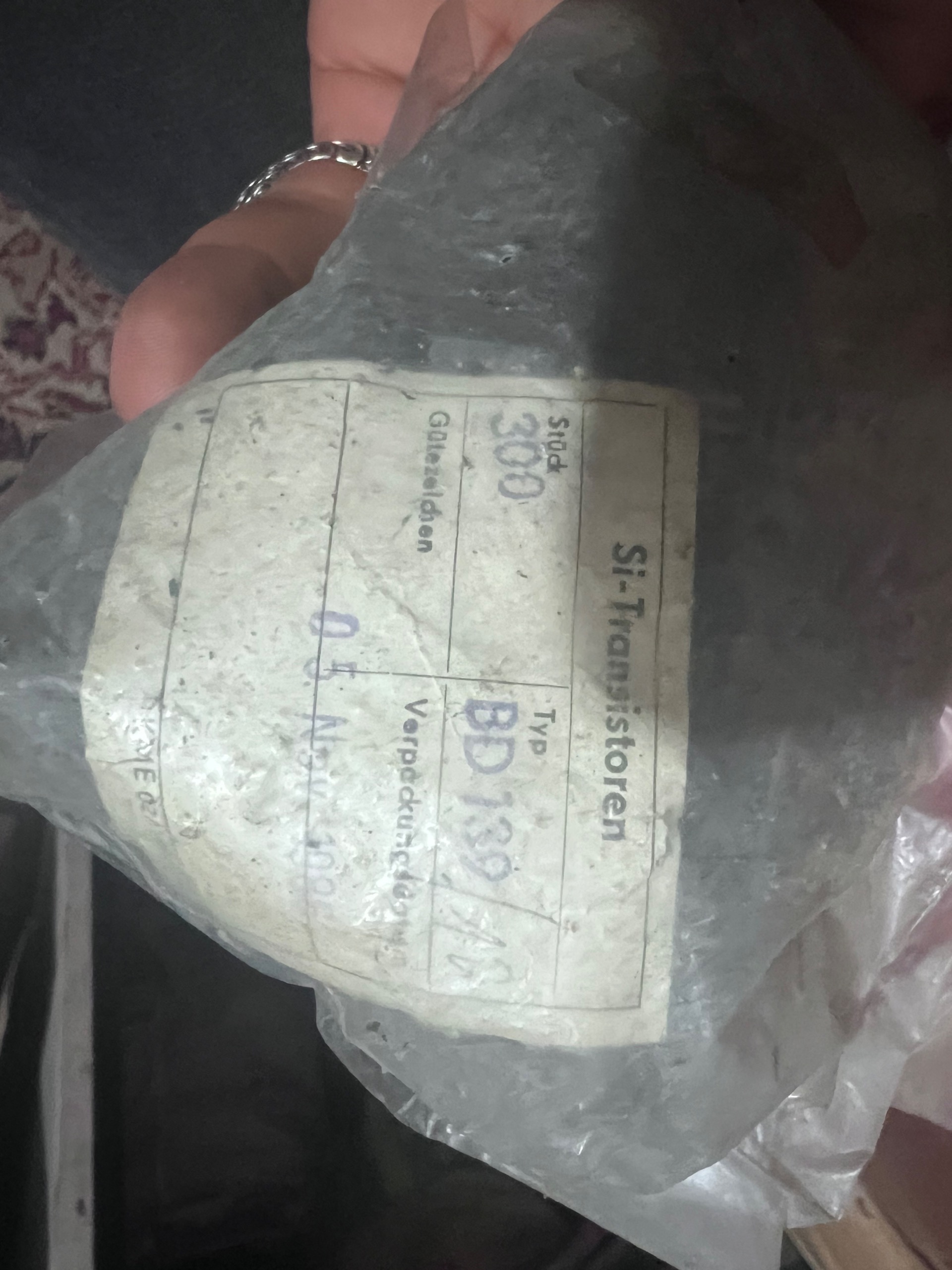 ترانزیستور ژاپنی BD139