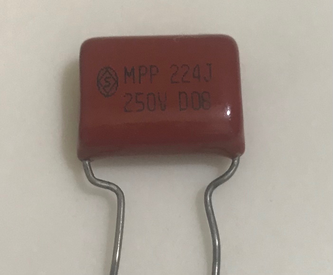 خازن پلی استر 220 نانو 250 ولت- بسته 100 عددی