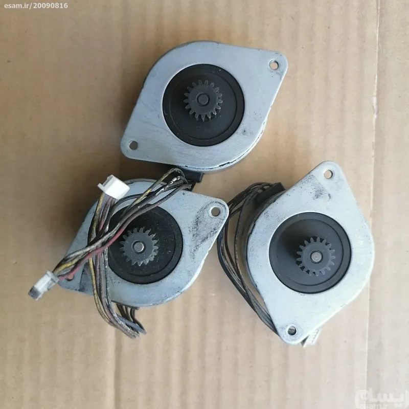 3 عدد Stepping Motor 55SPM25dcj