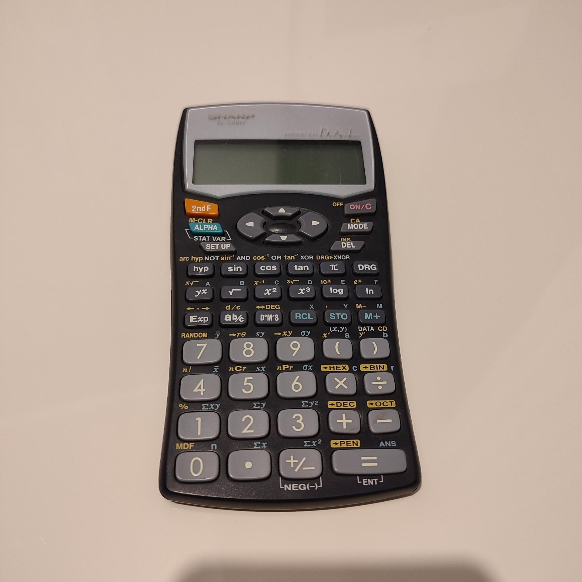 ماشین حساب مهندسی SHARP