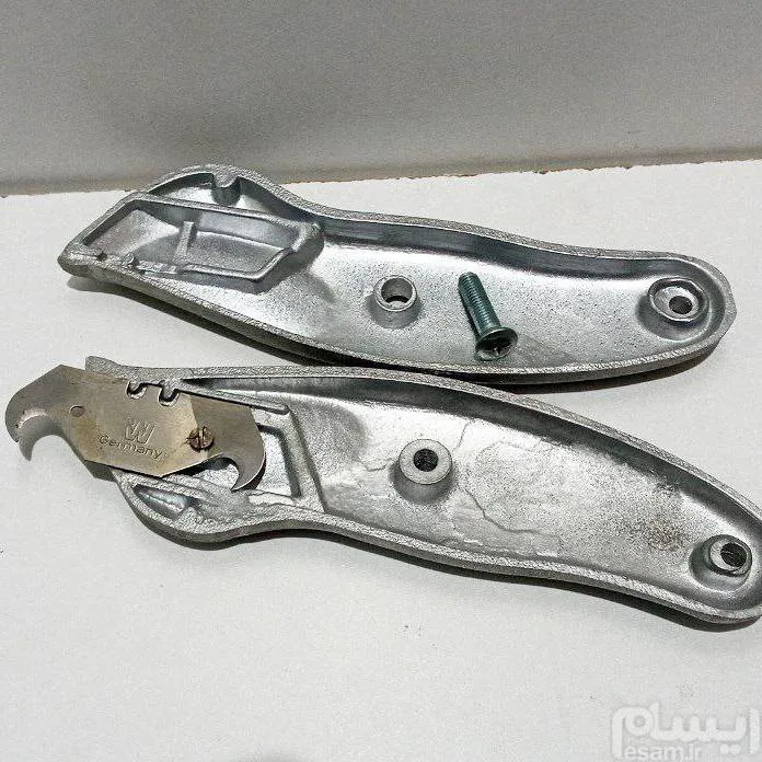 تیغه دسته دار