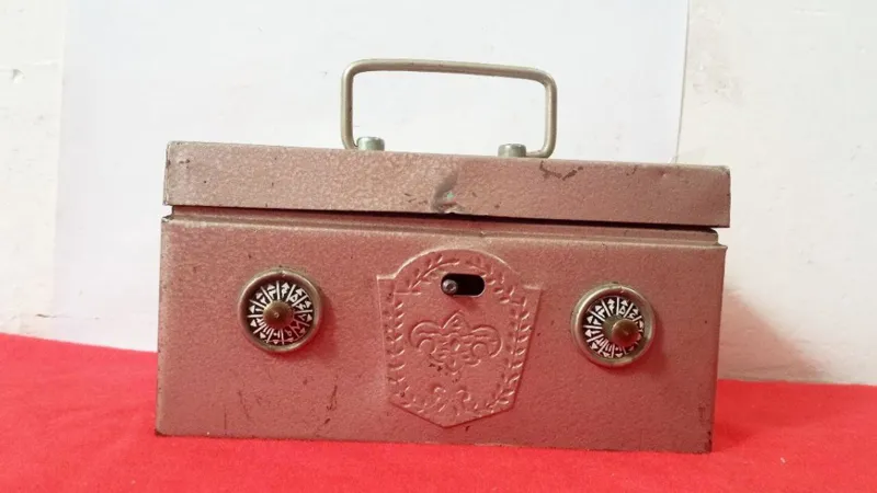 قلک رمز دار  معیوب