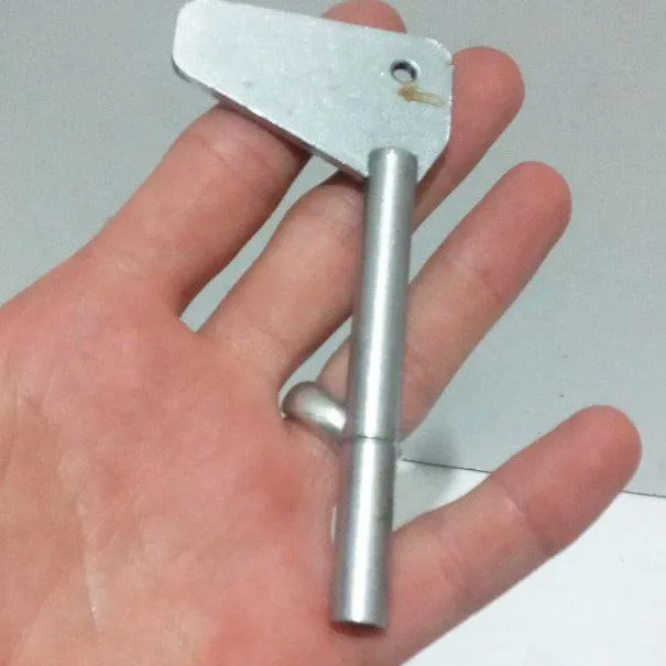 کلید فلزی قدیمی