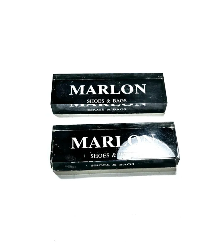 2 عدد لوگو قدیمی شیشه ای MARLON/ shoes and  bags