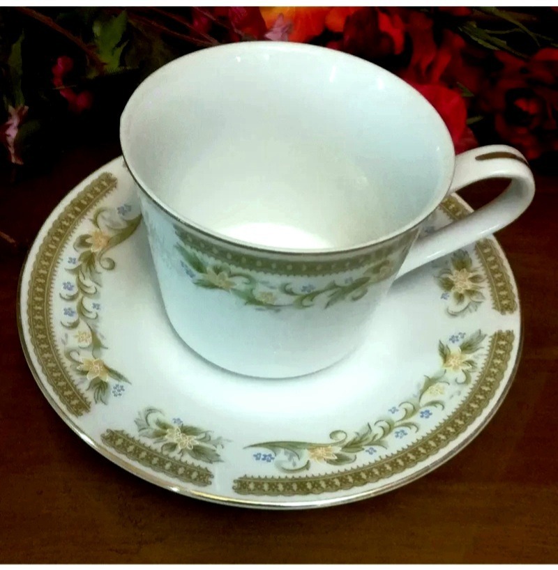 فنجان نعلبکی چایخوری ژاپنی دوره پهلوی