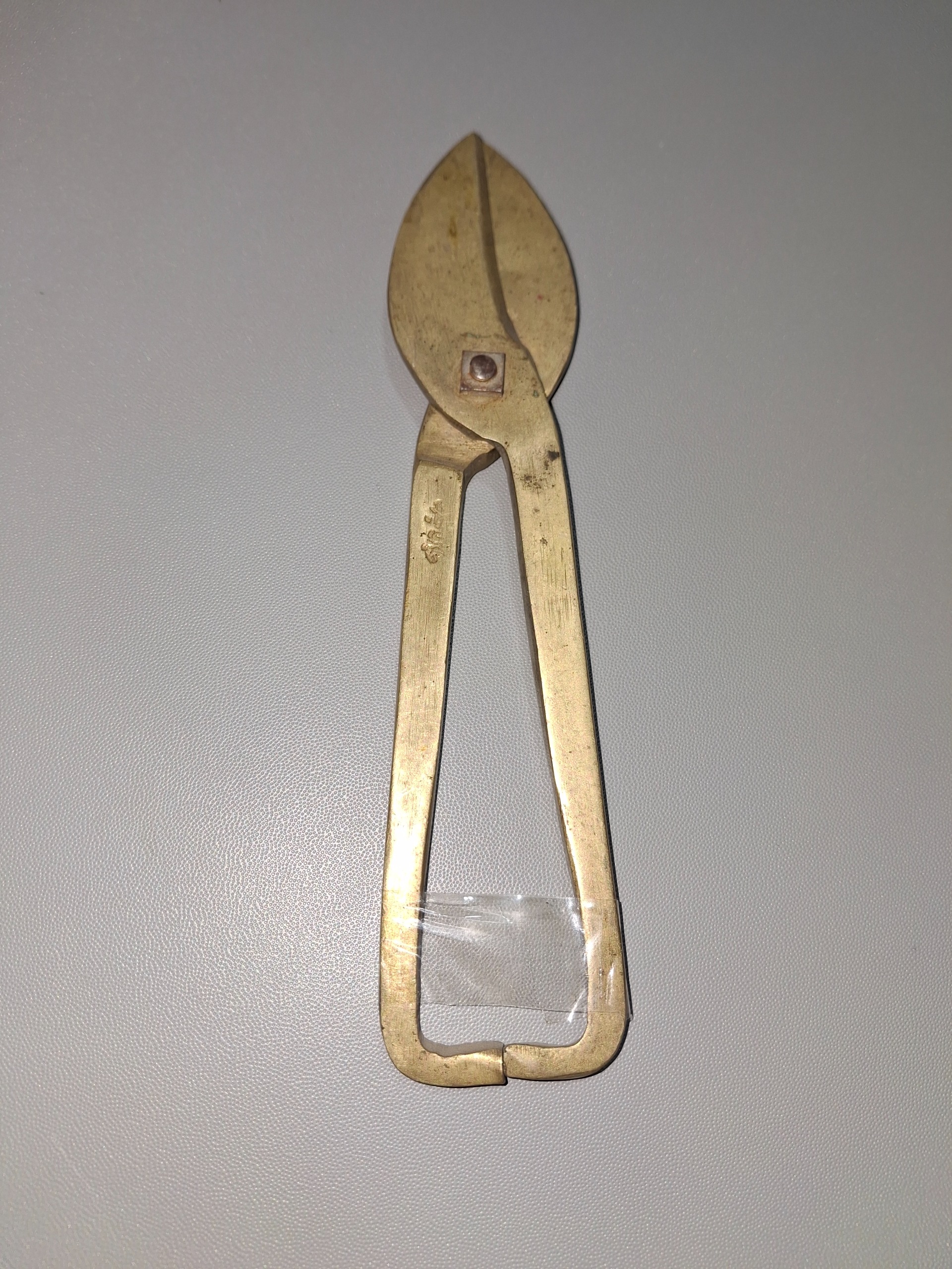 قیچی قدیمی ورشو