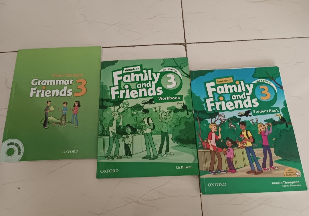 کتاب أموزش زبان فامیلی فرندز 3