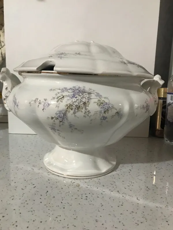 سوپ خوری پایه دار قاجاری طرح شکوفه