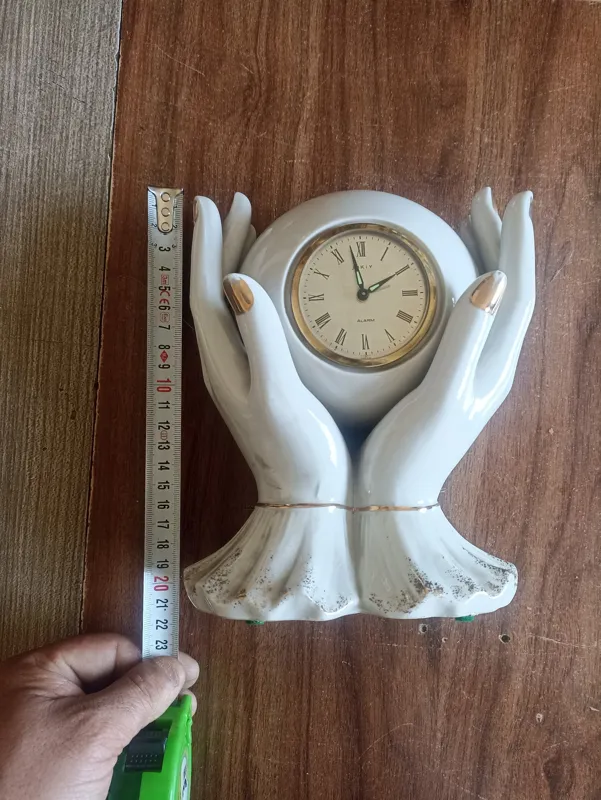 دکوری مجسمه ساعت رومیزی کوکی زنگ دار