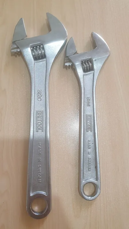 آچار فرانسه بریتول ساخت سوئد 12 اینچ  و 10 اینچ