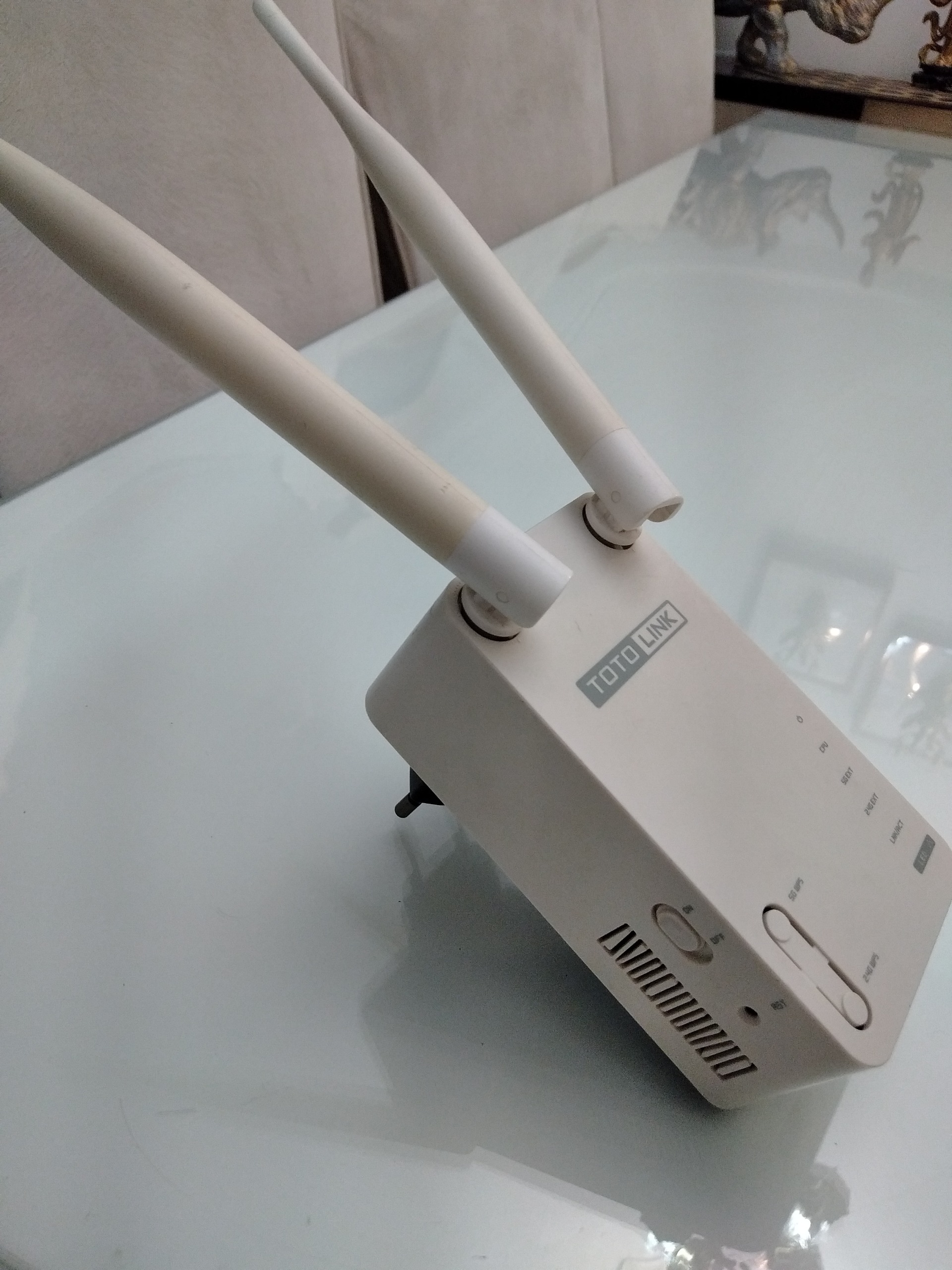 توسعه دهنده شبکه WiFi افزایش آنتن