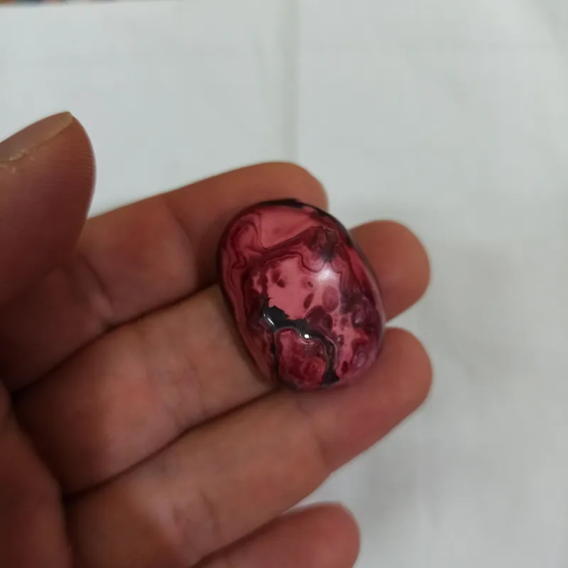 سنگ عقیق ملکی رگه دار