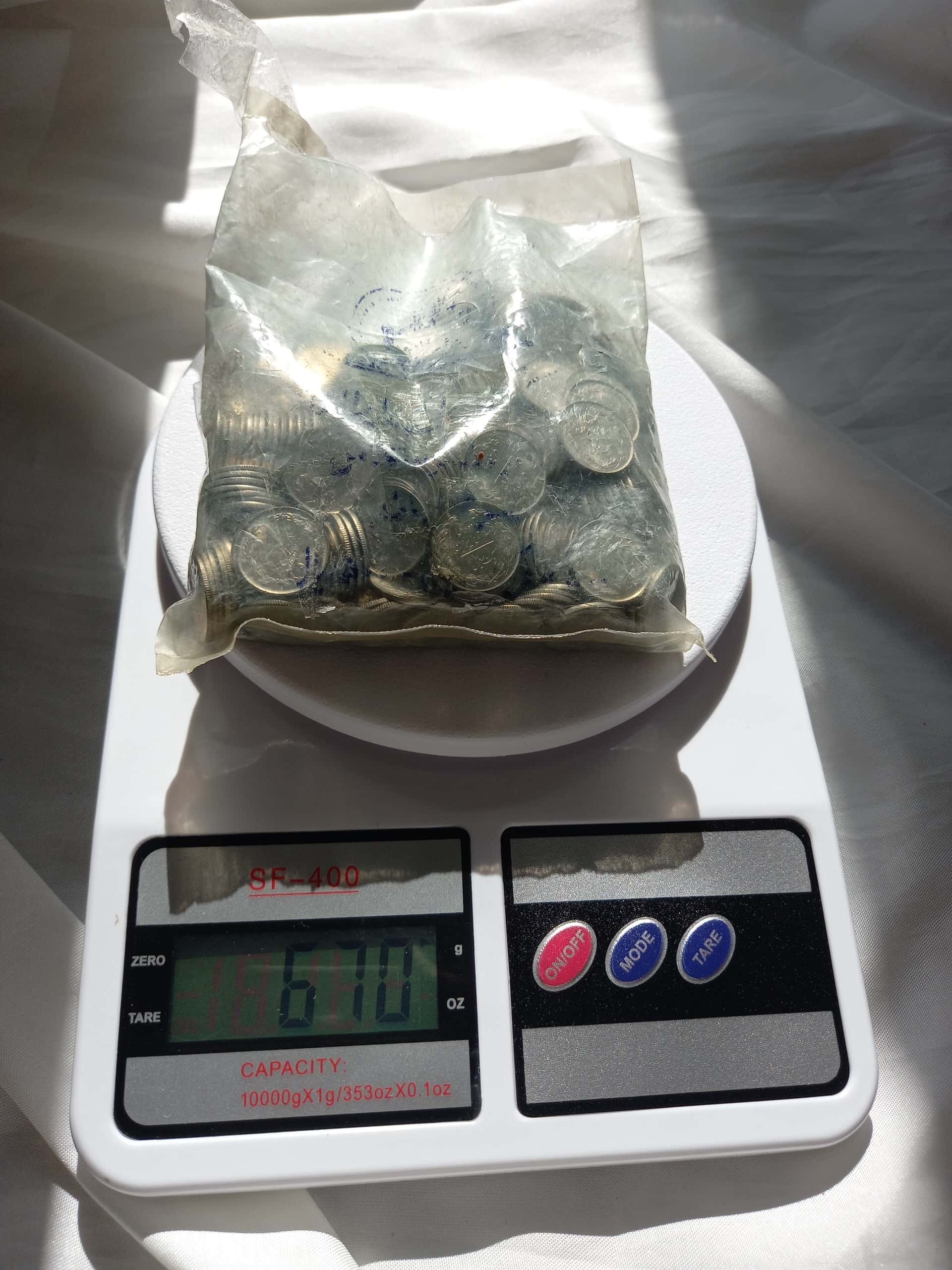 بسته 1 یک ریالی 1358 باز