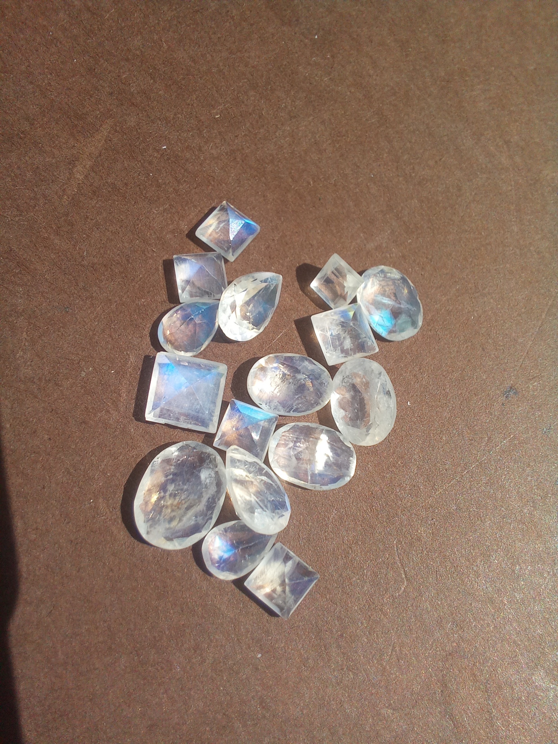 سنگ ماه 10/2قیراط