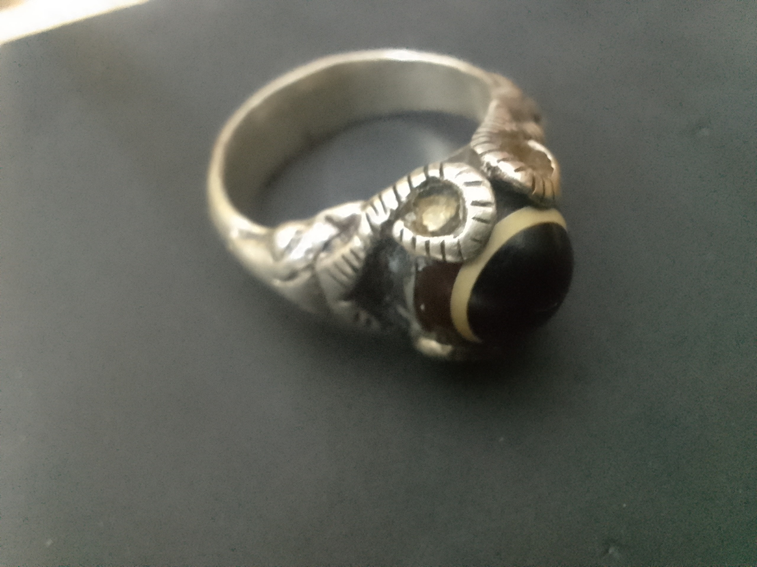 انگشتر دست ساز نقره کار استاد شاه کرمی