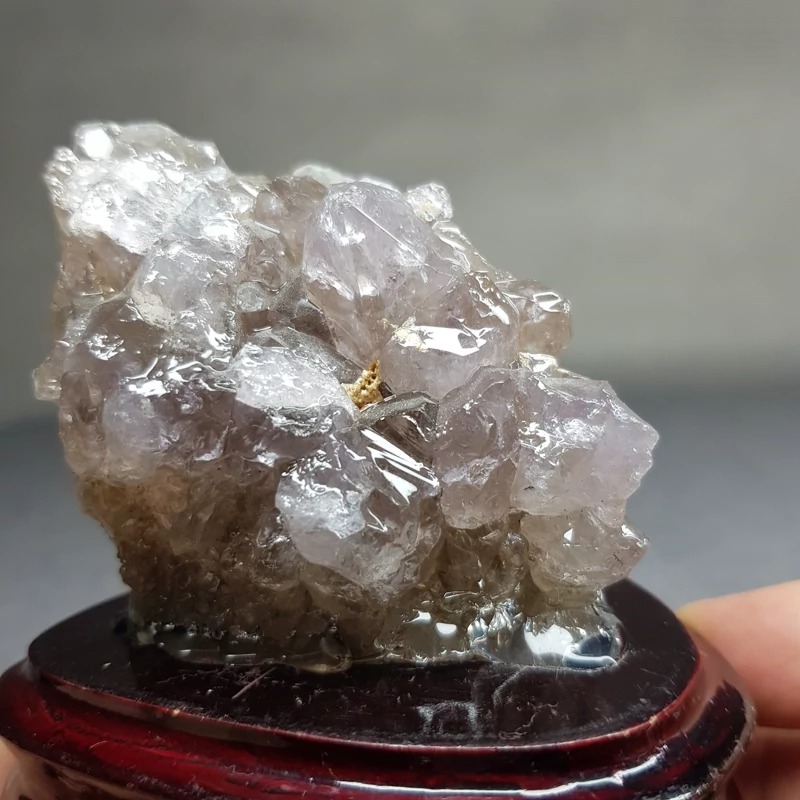 گوهر سنگ آمیتیست ایرانی کوچک